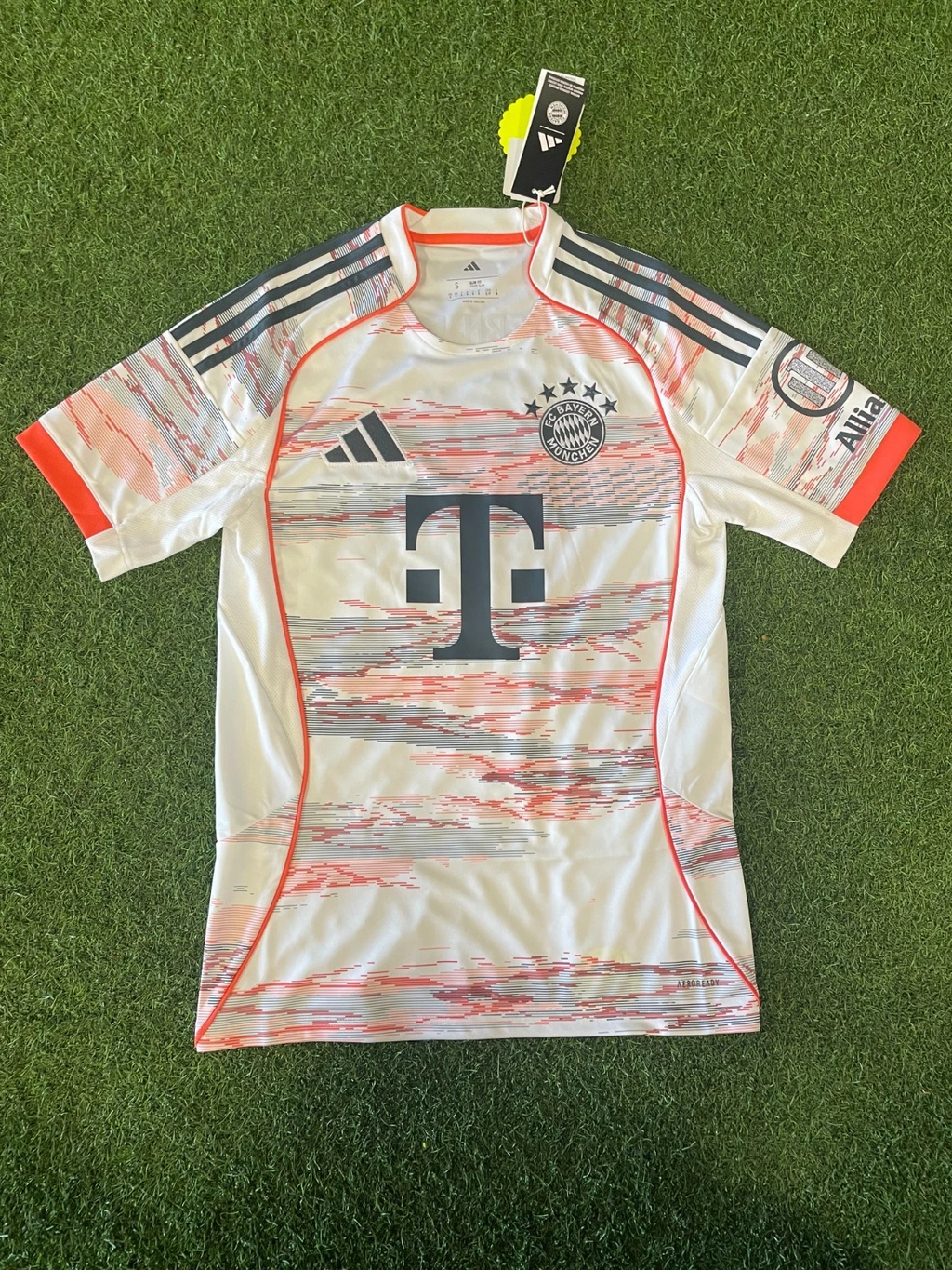 Bayern Munich Away Jersey 25/26